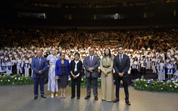 Preside Rectora Lilia Cedillo graduación de la Facultad de Medicina